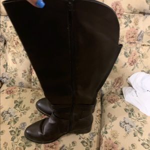 Women’s boots 9.5